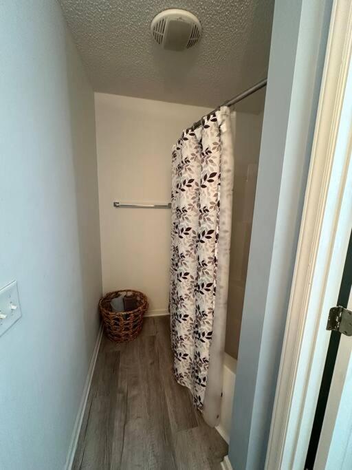 Adorable 3Br/2Ba W/ Garage 2Min Walk Ecu Health Villa Greenville Kültér fotó