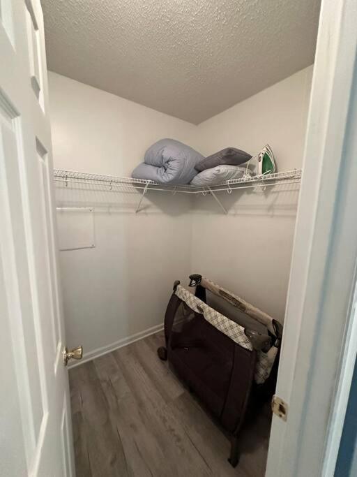 Adorable 3Br/2Ba W/ Garage 2Min Walk Ecu Health Villa Greenville Kültér fotó