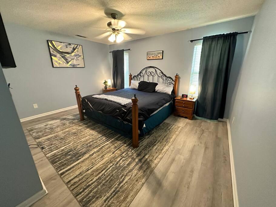 Adorable 3Br/2Ba W/ Garage 2Min Walk Ecu Health Villa Greenville Kültér fotó